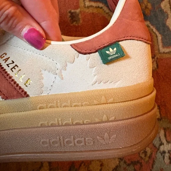 Adidas Originals Gazelle Bold W Maple Leaf Casual Lifestyle Sneakers - Picture 3 of 10